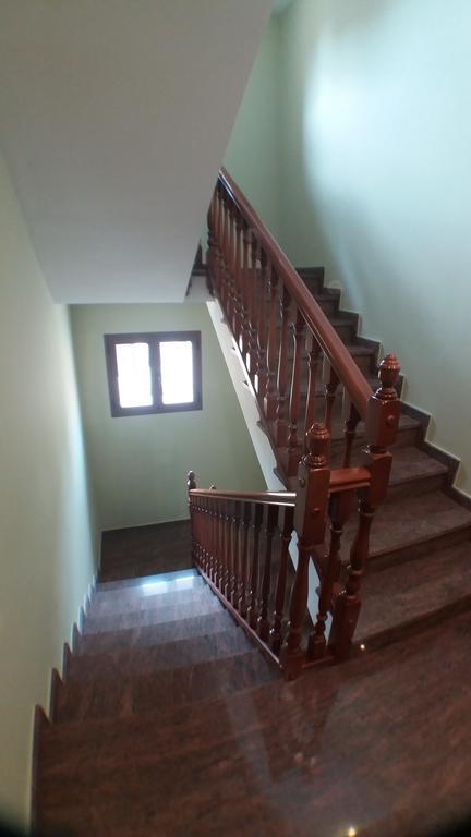 Hostal Venecia II มอนซ็อน ภายนอก รูปภาพ